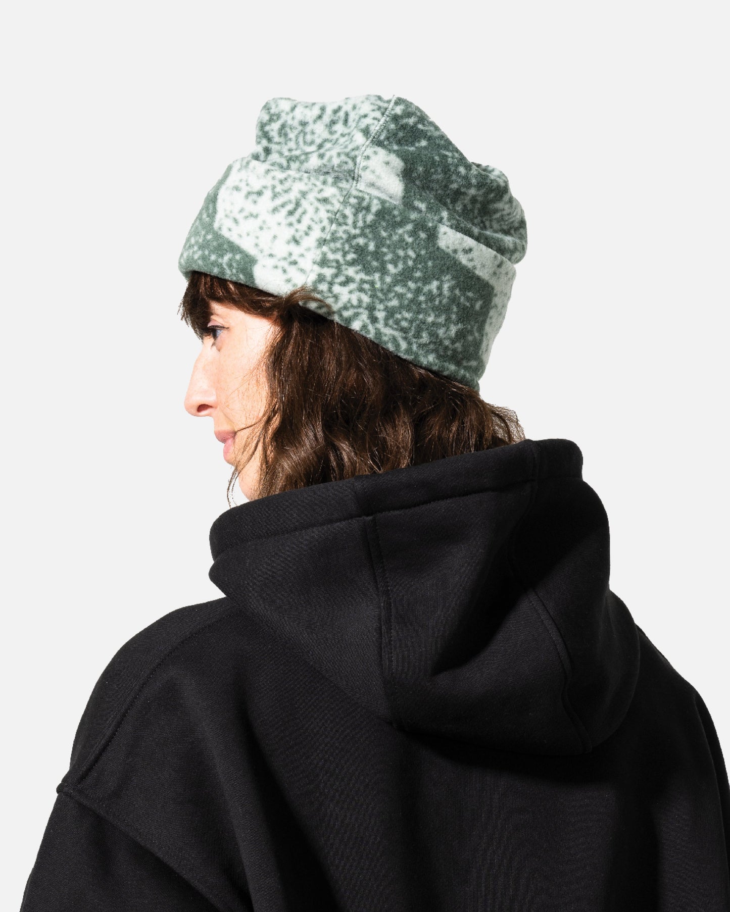 Double fold beanie in sky blue. Fleece Beanie 2025 | Bataleon Snowboards™ 2025.