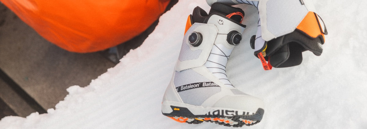 Bataleon snowboard boots laying in the snow