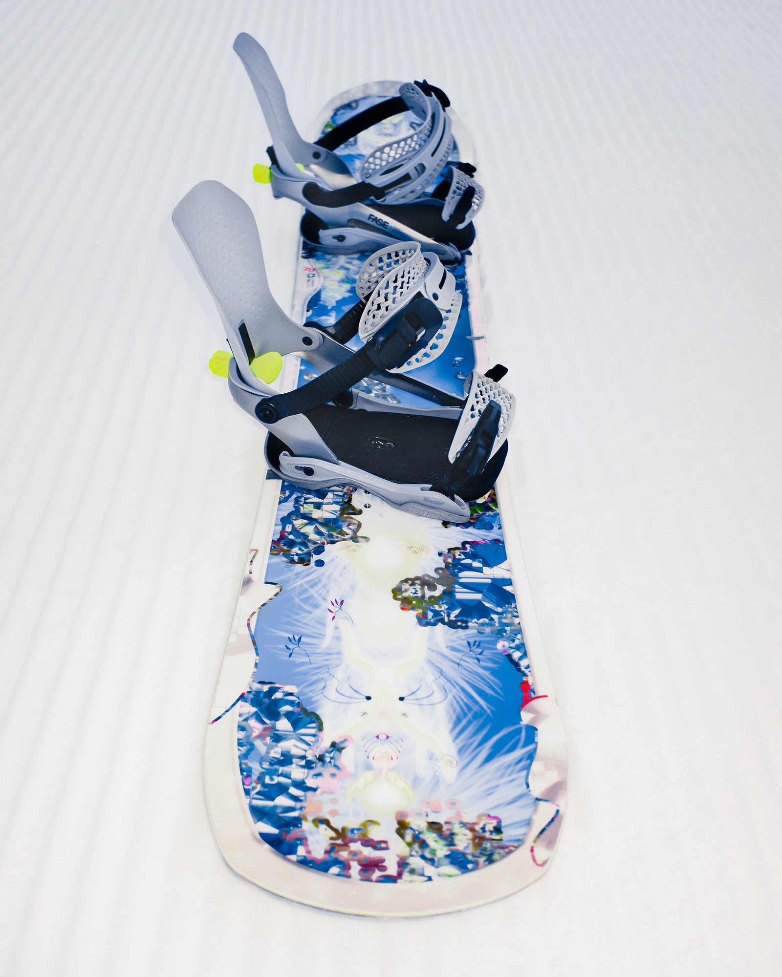 Bataleon Distortia Women's Snowboard 2025/2026 – Bataleon CA