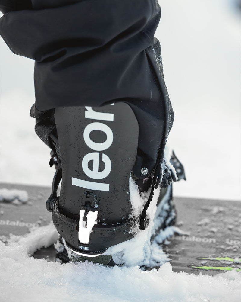 Bataleon Blaster AsymWrap™ FASE® Snowboard Bindings – Bataleon CA