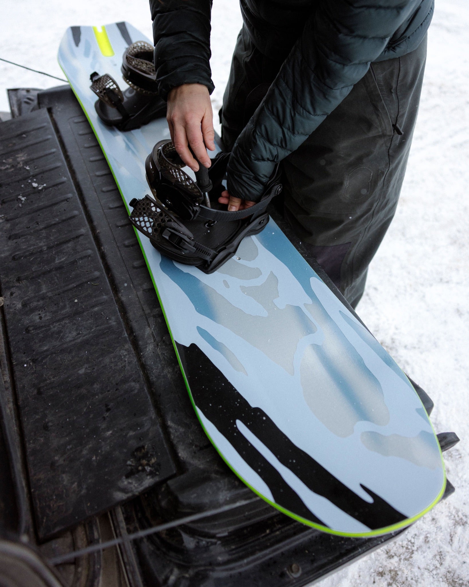 Cameleon Men's Snowboard